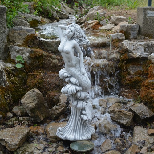 Sirena onda statua in - sirena,