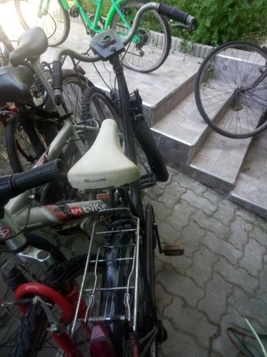 Bici bianchi con sedile - 26,